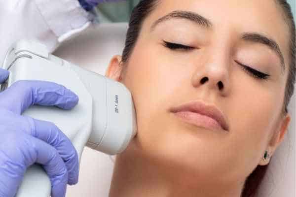 Why Do People Choose HIFU for a Non-Surgical Facelift? 1 Why do people consider HIFU Rochdale?